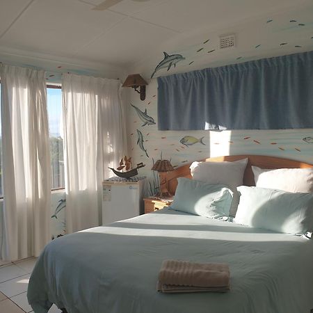 Deep Blue Guest House Amanzimtoti Exterior photo